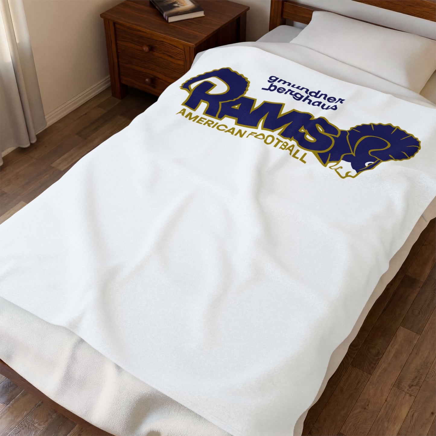 GM Velveteen Plush Blanket – American Football Team Throw